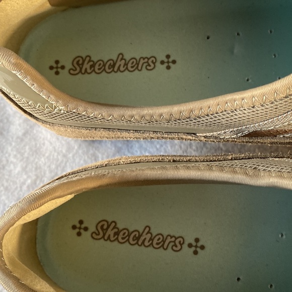 Skechers Slip On Shoes/Sneakers Size 11 - Picture 4 of 8